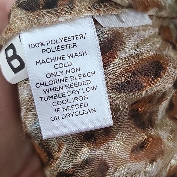 LOFT Petites Cheetah Print Swiss Dot Sheer Sleeveless Blouse Ruffle Pleated Top - Picture 9 of 12